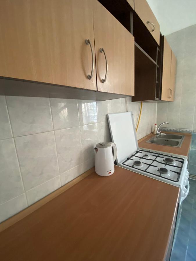 2 Bedroom Apartment On Tomashivskogo Street 7 Lviv Extérieur photo