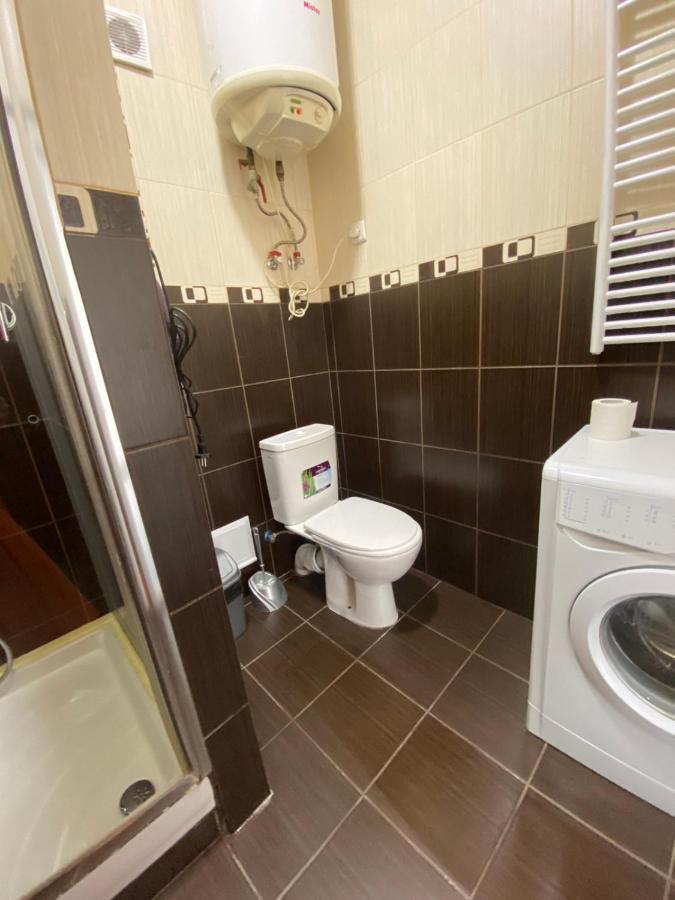 2 Bedroom Apartment On Tomashivskogo Street 7 Lviv Extérieur photo