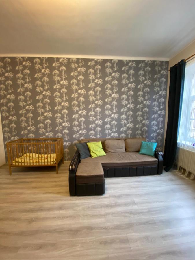 2 Bedroom Apartment On Tomashivskogo Street 7 Lviv Extérieur photo